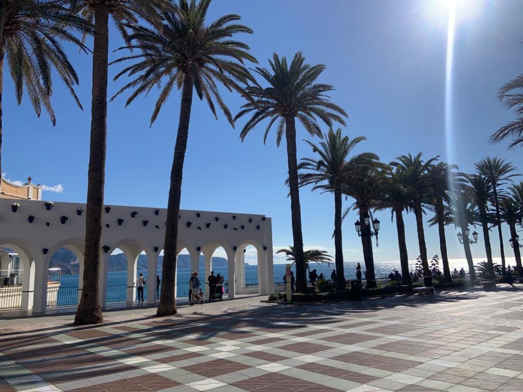 Atico & Terraza By Maison Jaken Nerja Esterno foto